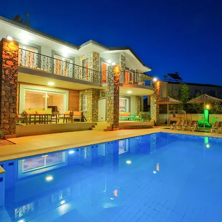 ヴィラ Brezza フェティエ